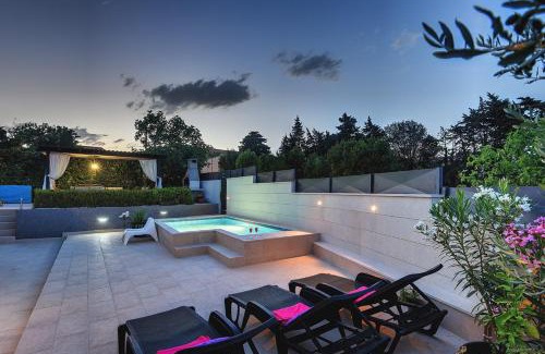 Liznjan House | Zoya