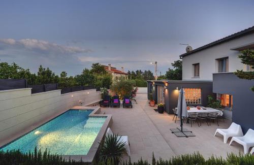 Liznjan House | Zoya