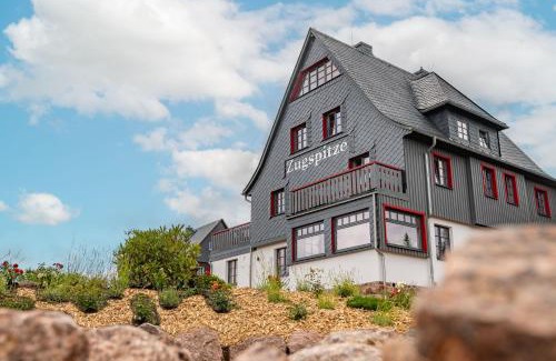 Waldidylle Apartment | Zugspitze Apartment Weit.Blick