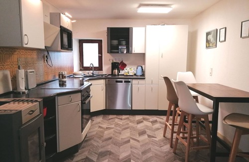 Neuerburg Apartment | Zum Burgfried, 220sqm, 10 bedrooms, max. 22 guests