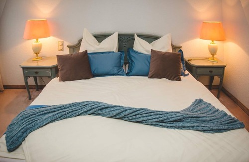 Monheim Hotel | Zum Vater Rhein