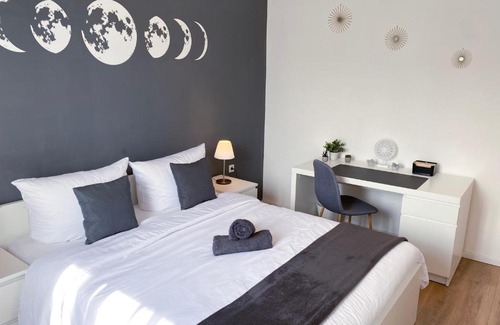 Rhein-Erft-Kreis District Apartment | Zwei Apartments für Gruppen - Phantasialand, Köln, Bonn