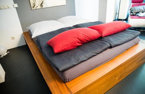 Ehrenfeld House | Zwei Zimmer in Atelierwohnung