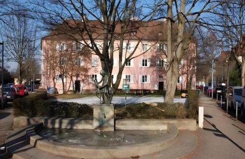 Bruhl-Beurbarung Apartment | zweiteheimatfreiburg