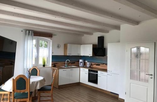Dassow House | zwisch Boltenhagen und Pötenitz Ostseeurlaub bis 6 Pers "Alte Liebe"Haus B