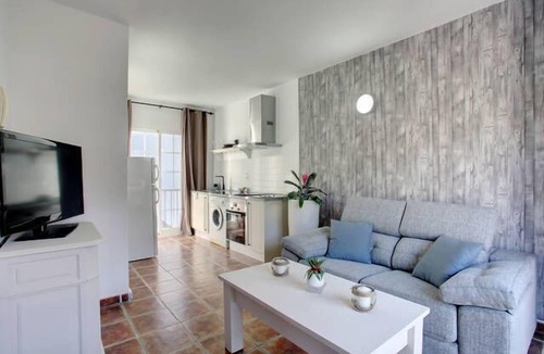 Ojen Apartment | Alojamientos Monteverde