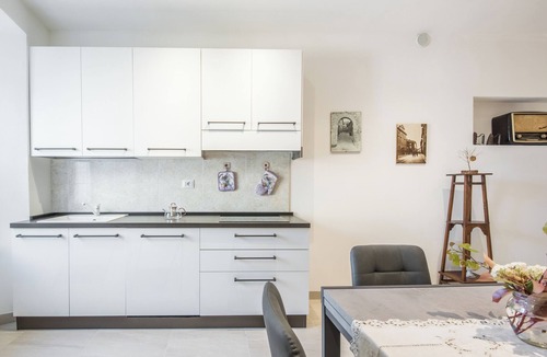 Radicondoli Apartment | Apartment 'Nel cuore di Radicondoli' with Wi-Fi