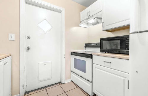 Old Seminole Heights House | Charming Seminole Heights Getaway