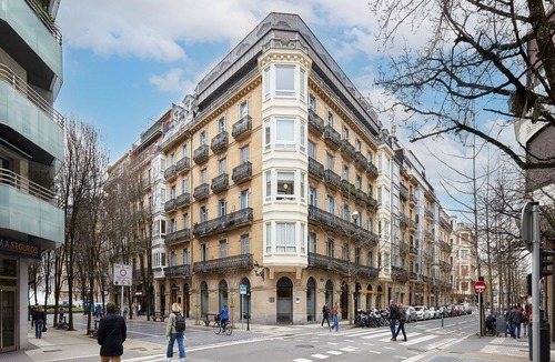 San Sebastian Centro Apartment | Getaria by FeelFree Rentals