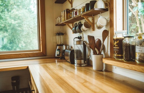 Rawson House | Miner's Cabin - Mountain views, outdoor baths, 40 mins to snow