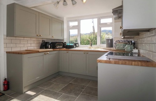 Llanrug Cottage | Tan Y Merddyn
