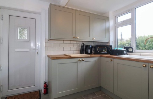 Llanrug Cottage | Tan Y Merddyn