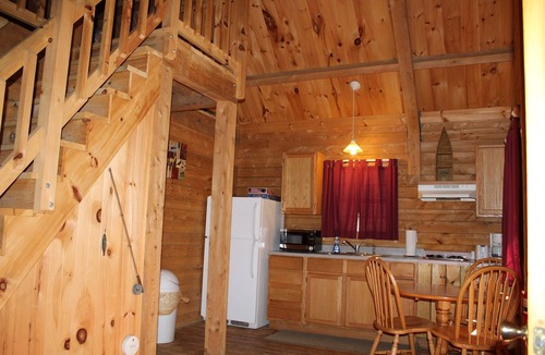 Sturgeon Bay Cabin | Tranquil Timbers Camping Resort