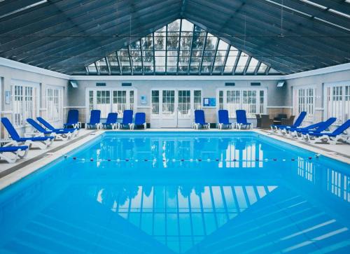À COTÉ DE LA BAIE DE CANCHE-Appt 4pers-Linge compris-Lits faits-1CHB 1 lit double-1CABINE 1 lit superposé-2SDB-piscine-parking-boulodrome-tennis