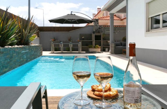 Óbidos Pool & Charm