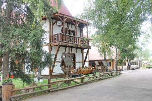 Комплекс відпочинку "Колиба"