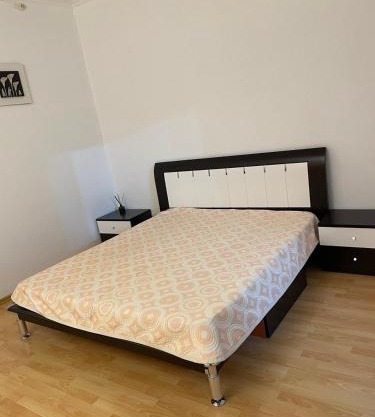 Уютная двухкомнатная квартира в центре Атырау