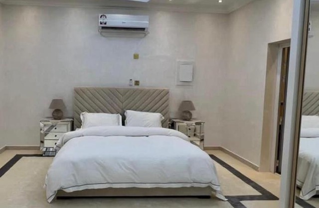 شقه المونديال ( في قطر )