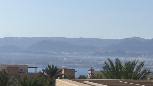 قرية الراحة باطلالة بحرية Alraha village sea view