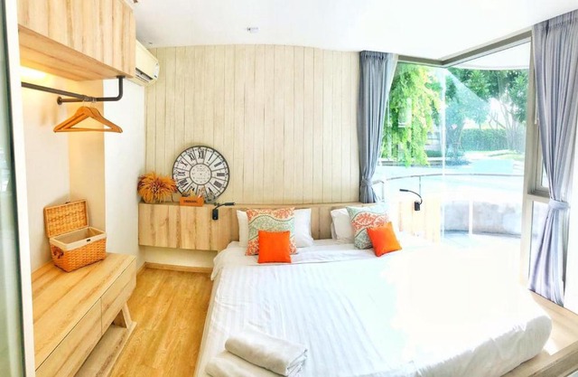 บ้านแสนคราม