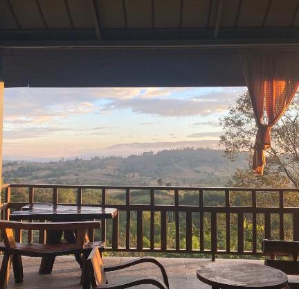 ภูคำฮ้อมคลิฟฟ์ลอดจ์ แอนด์ โฮมสเตย์ Phu come home cliff Lodge & Homestay