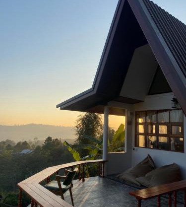 ภูคำฮ้อมคลิฟฟ์ลอดจ์ แอนด์ โฮมสเตย์ Phu come home cliff Lodge & Homestay