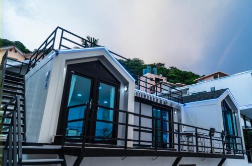哦先生的海景别墅 Aoyon Beach