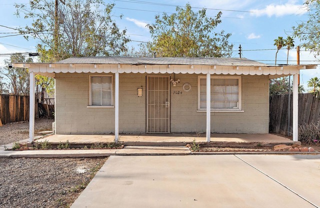 1.3 Miles from Downtown