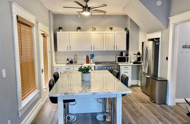 (1) 320 Unit #1 · Downtown St. Pete/Historic Old NE #1