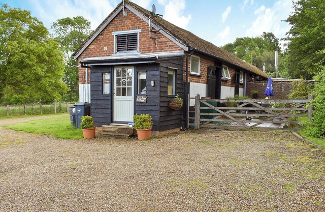 1 bedroom accommodation in Elsenham, near Bishop&rsquo;s Stortford