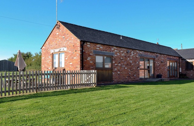 1 bedroom accommodation in Charfield, near Wotton-under-Edge