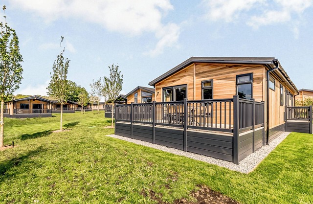 1 bedroom accommodation in Snitterfield, Stratford Upon Avon