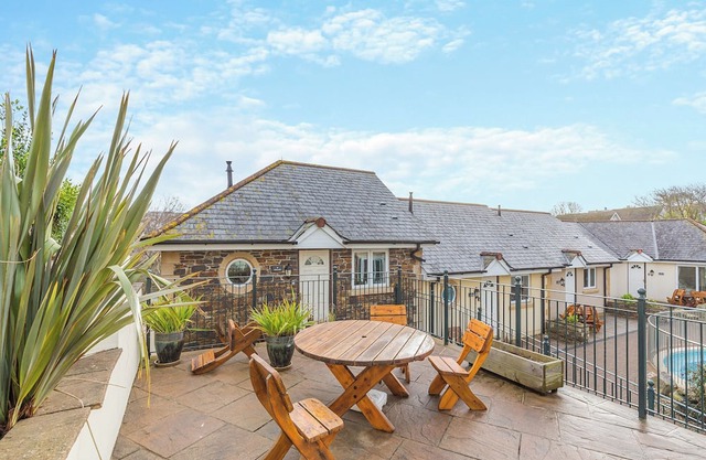 1 bedroom accommodation in Porth, Nr Newquay