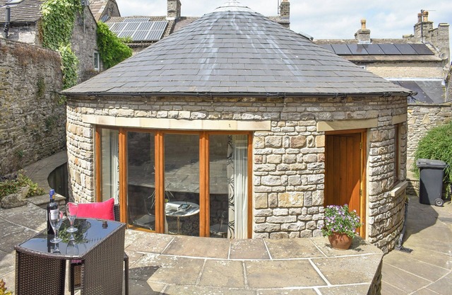 1 bedroom accommodation in Middleham, near Leyburn