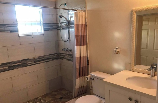 1 Bedroom Apartment away from home vibesnn
