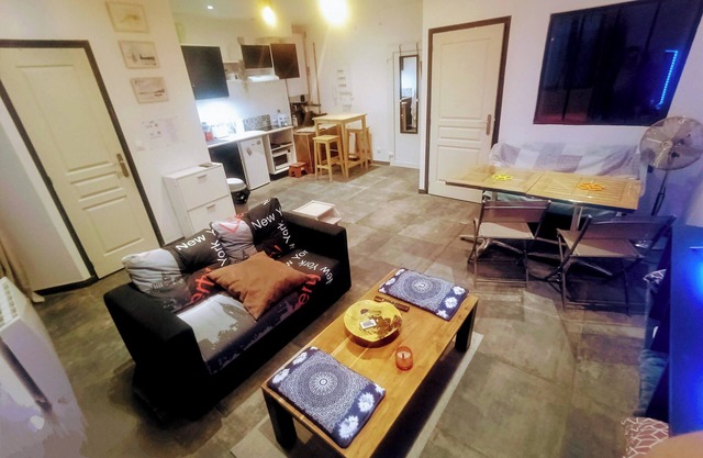 1 Bedroom Apartment in Lescarene