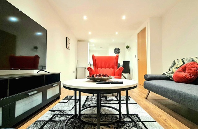 1-bedroom Aprt in Salford- Freeparking- Sleeps3