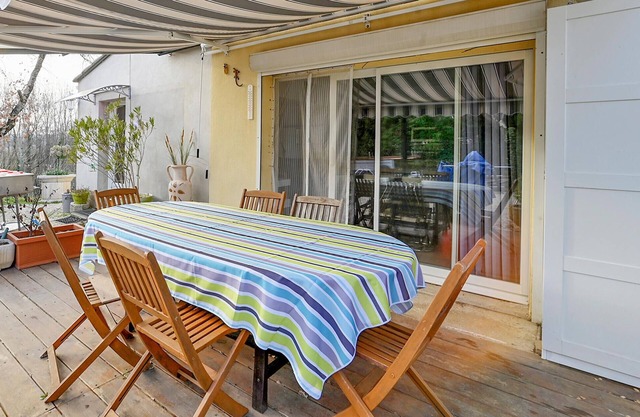 1 bedroom awesome home in Saint-Denis