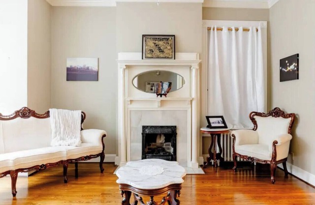 1-Bedroom in Historic Victorian Home - Shared Bath, Unit #2