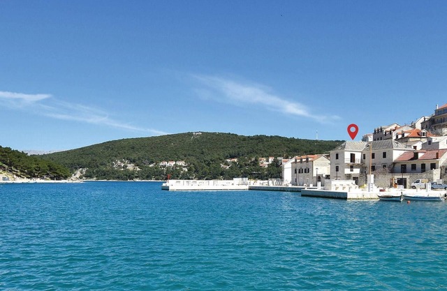 1 bedroom lovely apartment in Pucisca