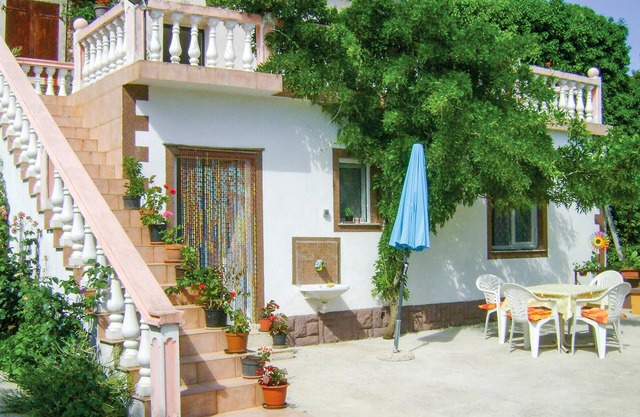 1 bedroom lovely apartment in Rakalj