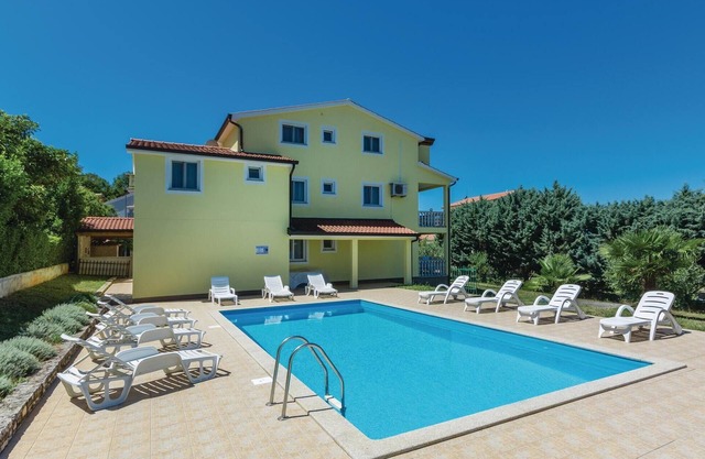 1 bedroom stunning apartment in Porec