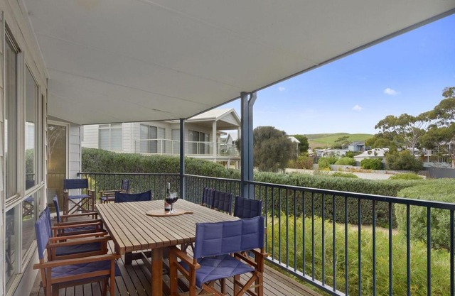 1 Bennett Court