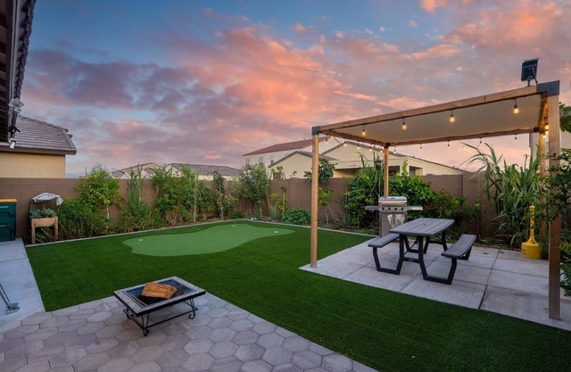 1 Br Apartment - Putt Putt - Fire Pit - BBQ Grill
