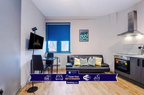 1 BR Flat By Eason Stays Short Lets & Serviced Accommodation Wigan With Free parking!