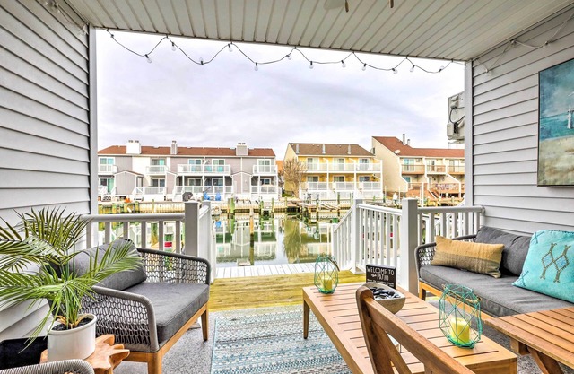 < 1 Mi to Boardwalk: Bayfront Ocean City Condo