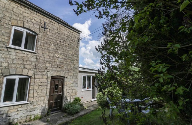 1 Westcroft Cottage