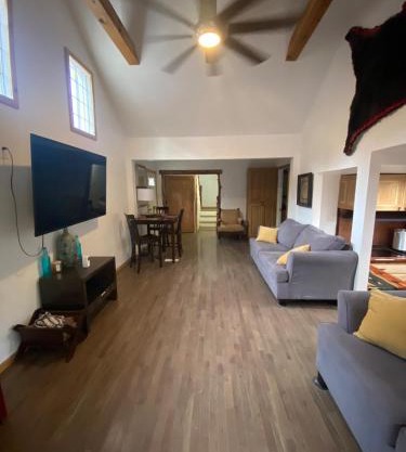 10 Acres Private 3story Royal Gorge retreat
