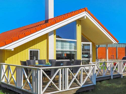 10 person holiday home in Großenbrode