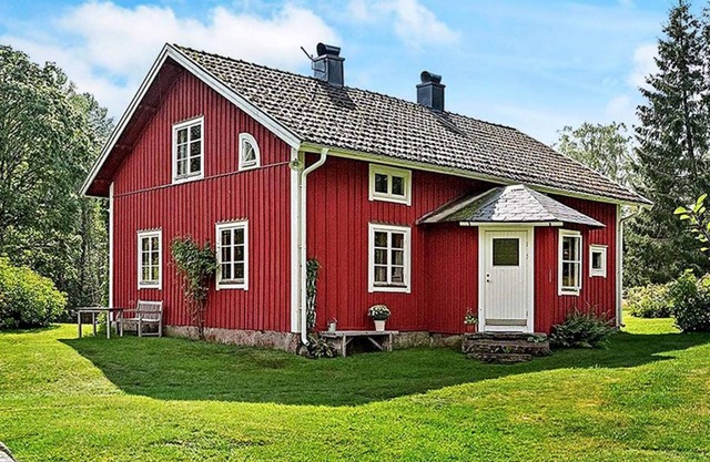 10 person holiday home in SKILLINGARYD